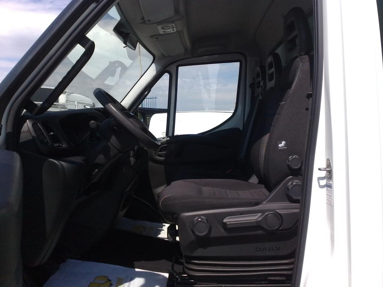 Iveco Daily 35c18 3000cc CENTINATO - 2022