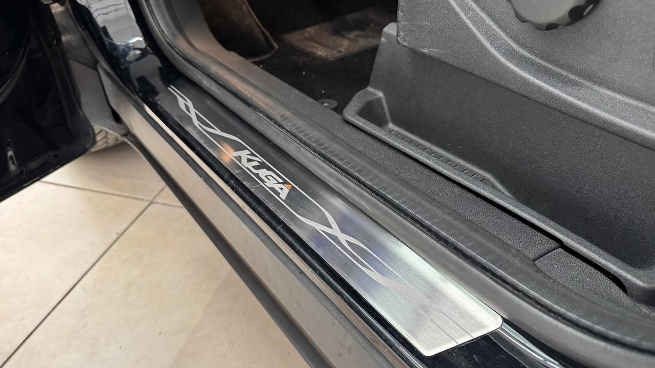 Ford Kuga 2.0 TDCI 140 CV 4WD Titanium NAVI CAMERA