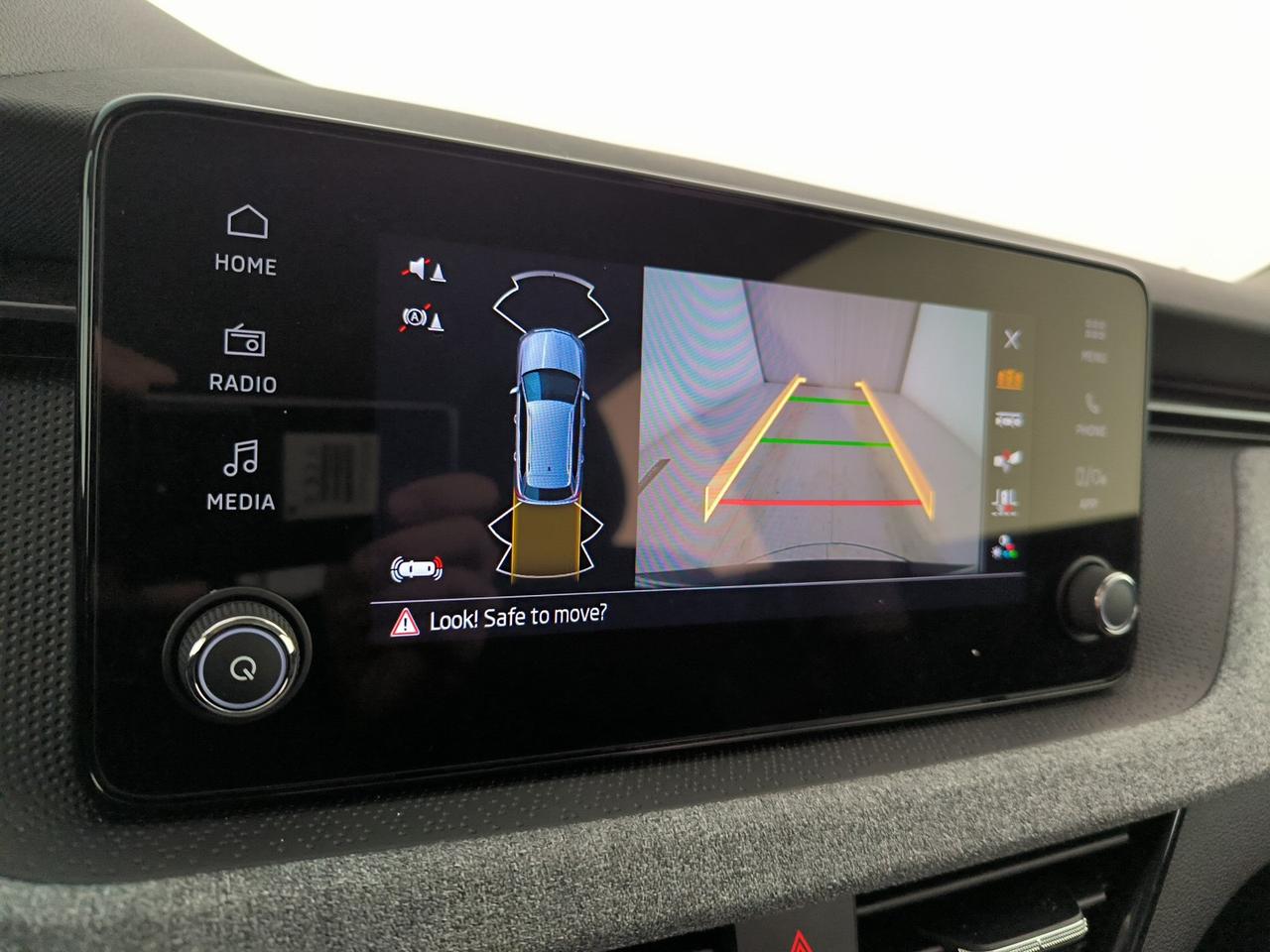 Skoda Kamiq 1.0 tsi black dots 115cv dsg