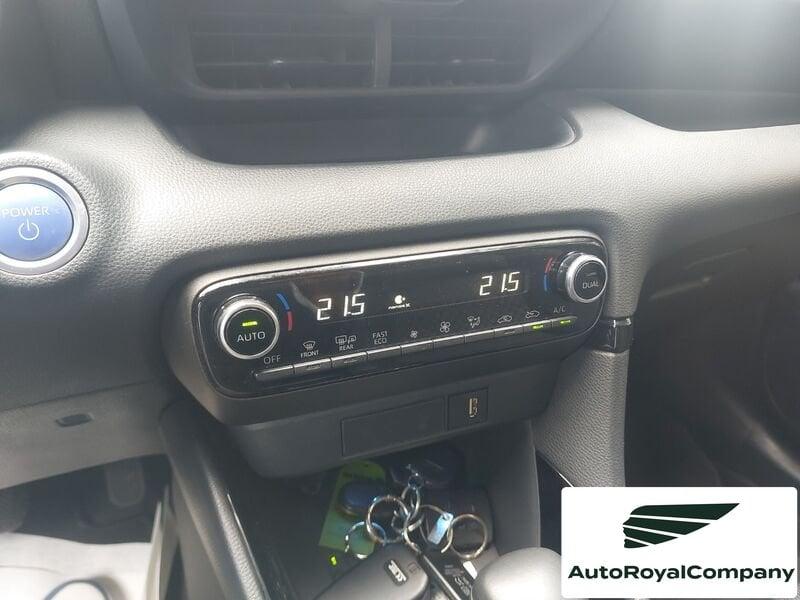 Toyota Yaris Hybrid Style MY22