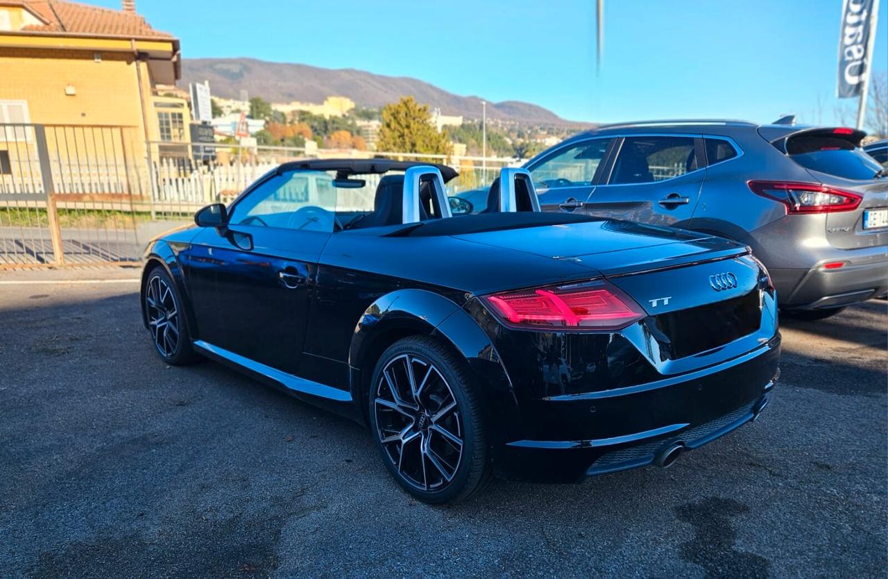 Audi TT Roadster 45 TFSI quattro S tronic