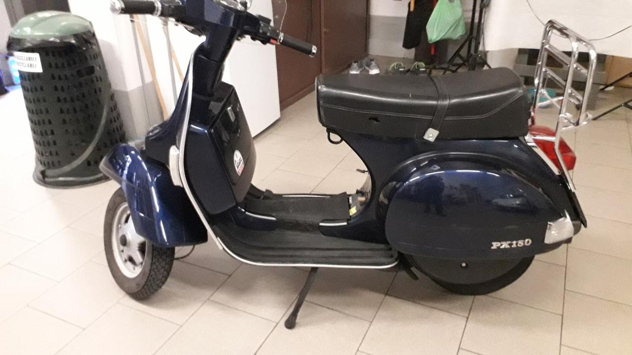 Piaggio Vespa 125 PX