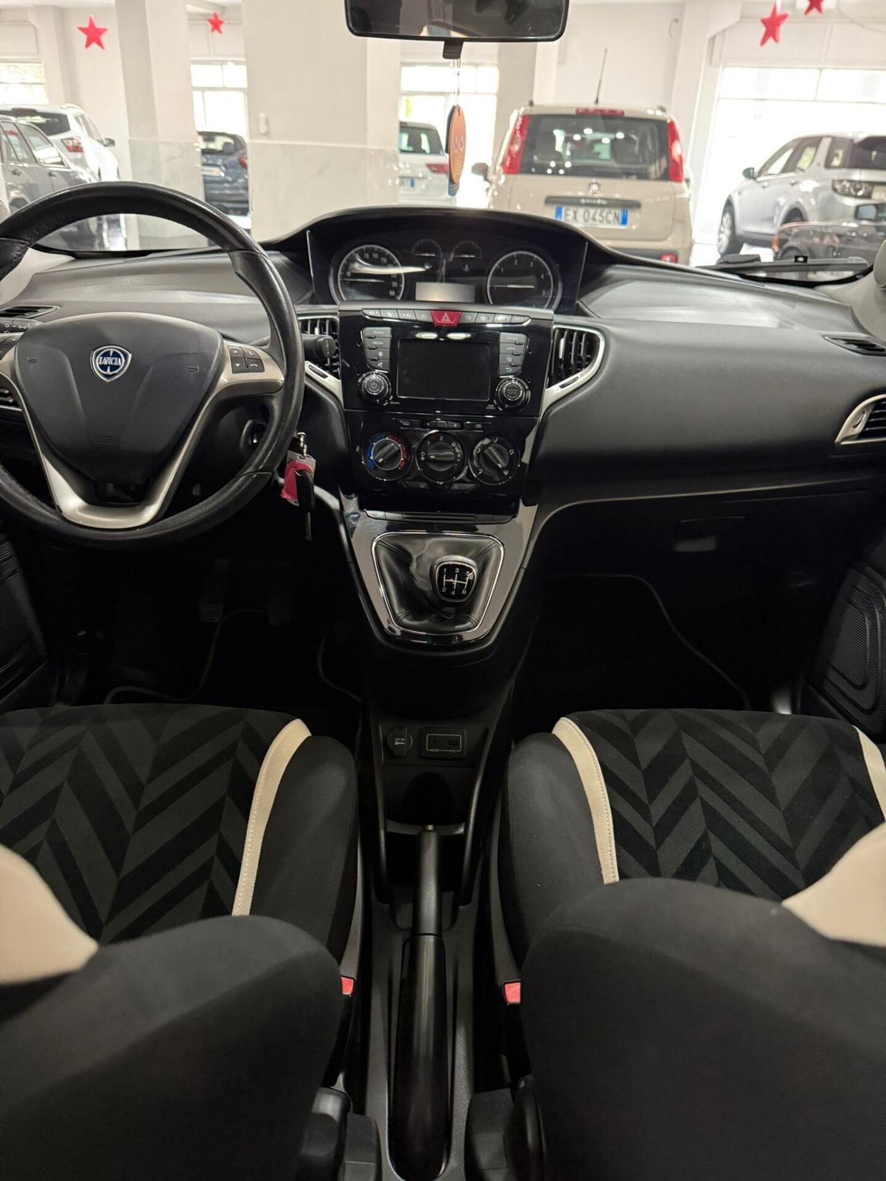 Lancia Ypsilon 1.3 MJT 16V 95 CV 5 porte S&S Platinum