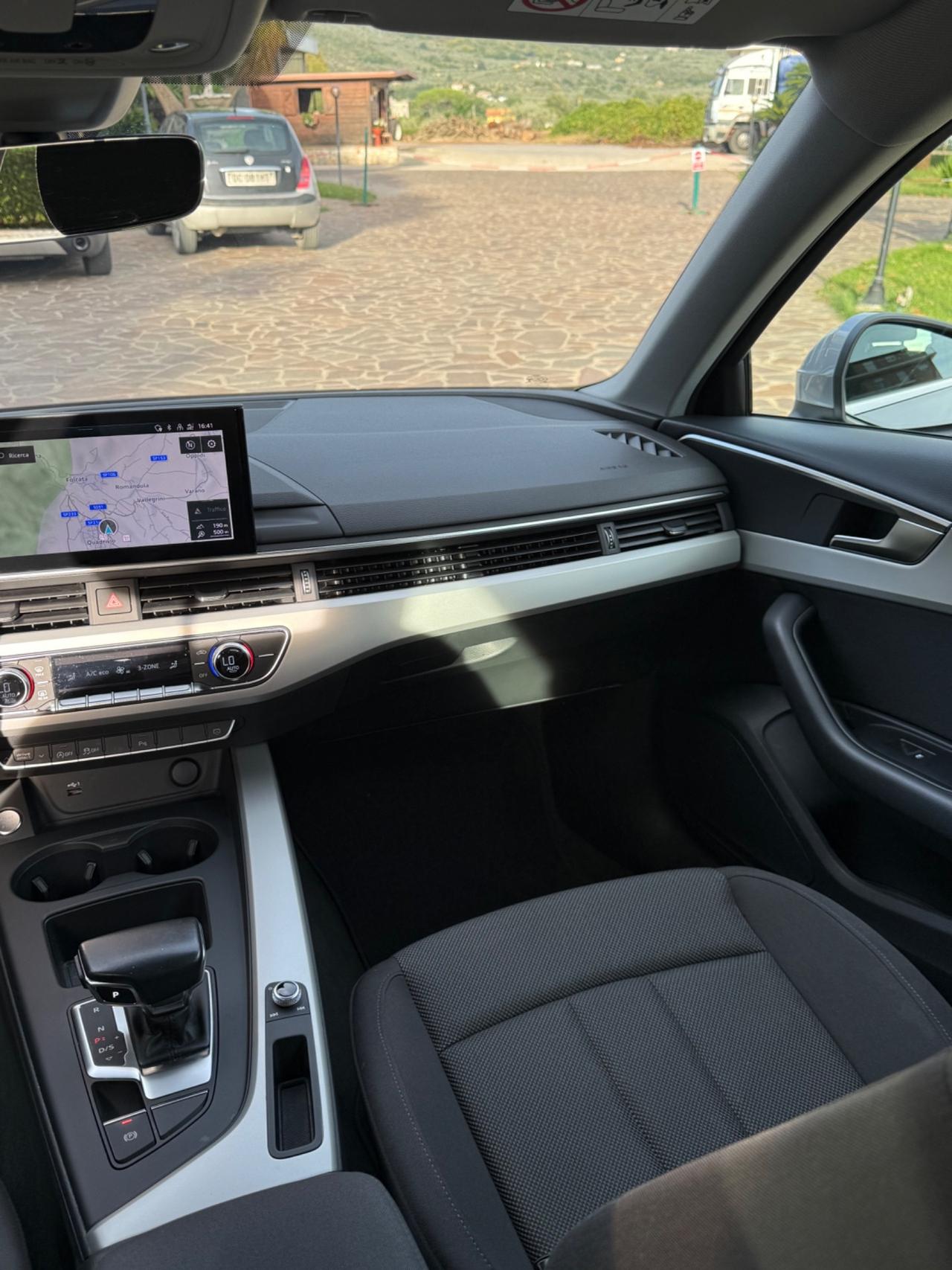 Audi A4 30 TDI/136 CV S tronic line edition 2022
