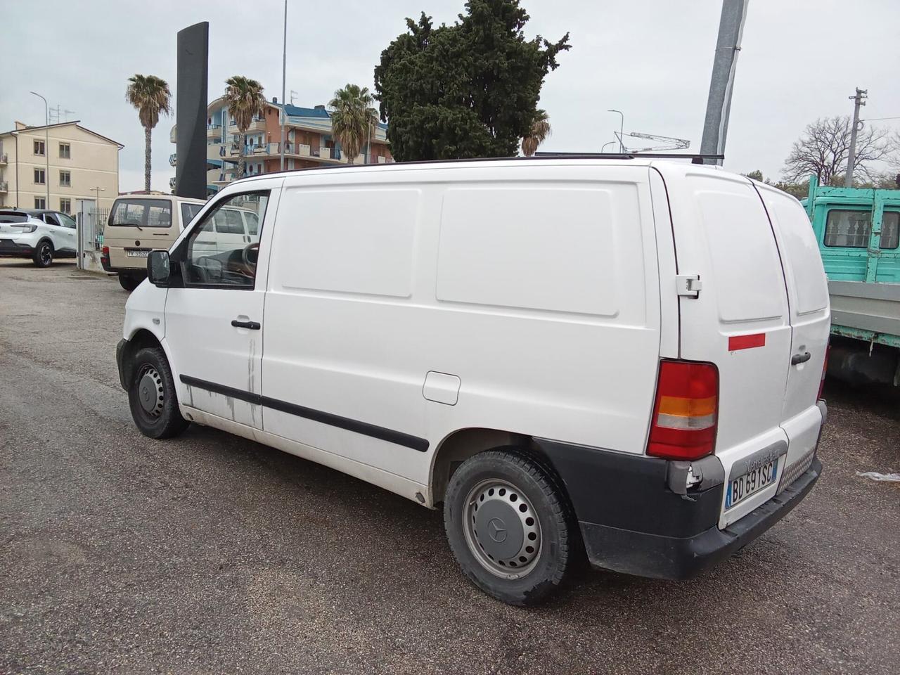 MERCEDES VITO 2,2D 102 CV 7Q