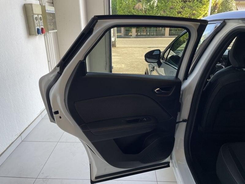 Renault Captur Captur Full Hybrid E-Tech 145 CV RS Line