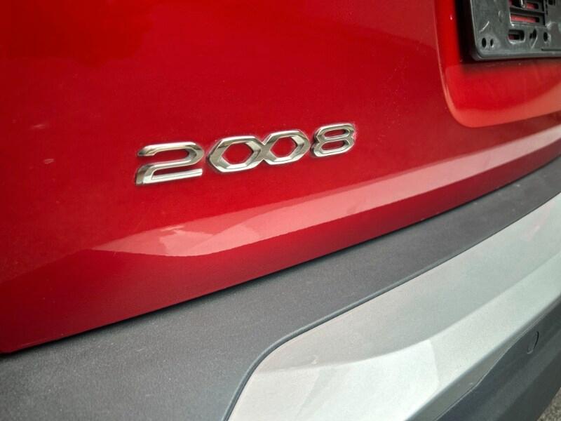 PEUGEOT 2008 2ª serie 2008 PureTech 130 S&S Al...