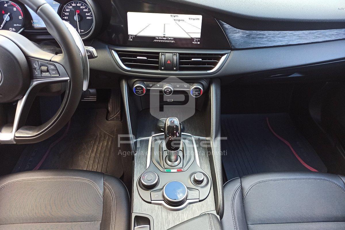 ALFA ROMEO Giulia 2.2 Turbodiesel 160 CV AT8