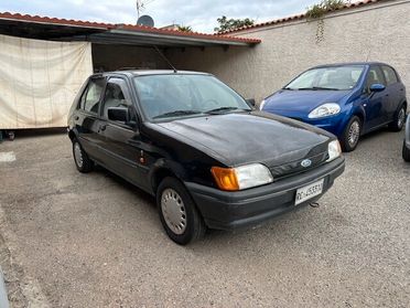 Ford Fiesta 1.1i cat 5 porte Ghia