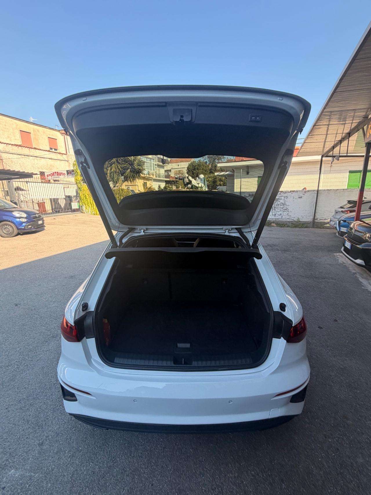 Audi A3 SPB 30 TFSI S line edition