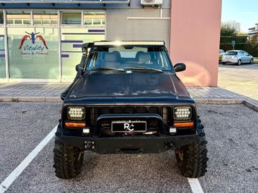 Jeep Cherokee XJ 2.5 td 4x4