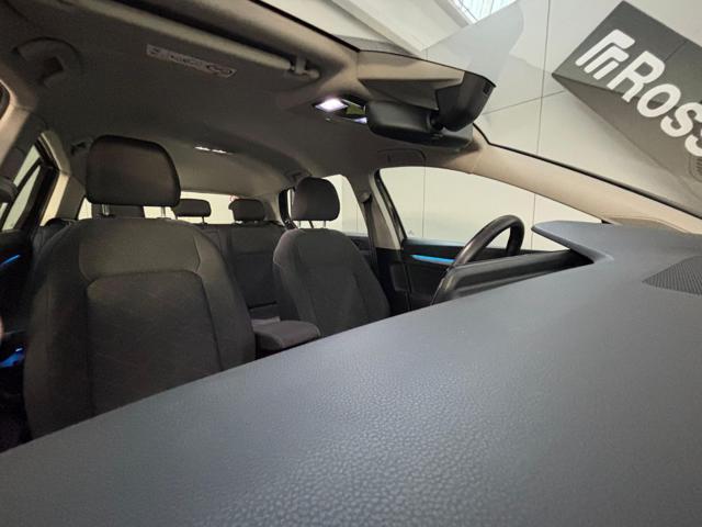 VOLKSWAGEN Golf 1.0 TSI EVO Life