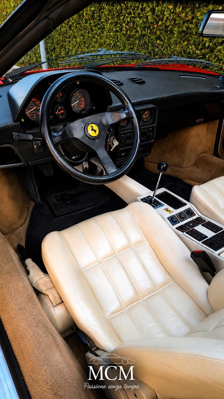 Ferrari 328 GTS - 65.000km - Italiana - Book Service -Tools Kit