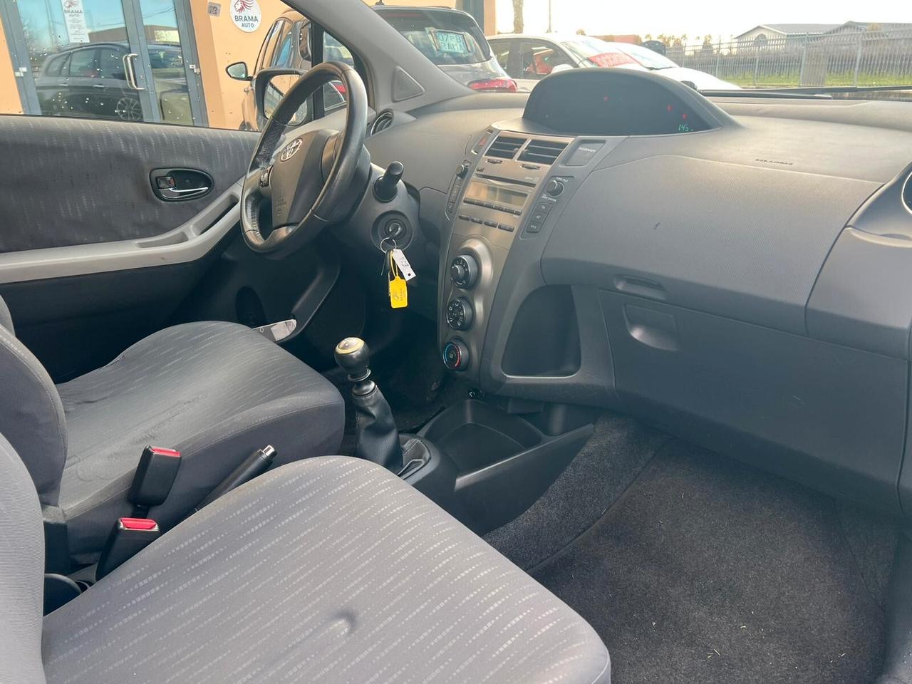 Toyota Yaris 1.3 3 porte Sol