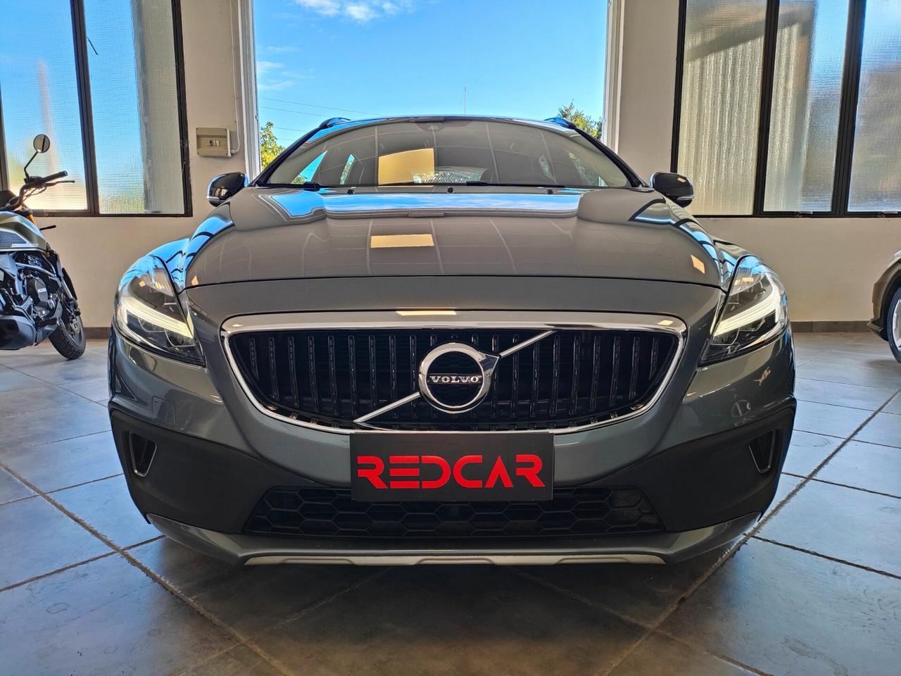 VOLVO V40 CROSS COUNTRY 2.0 D2