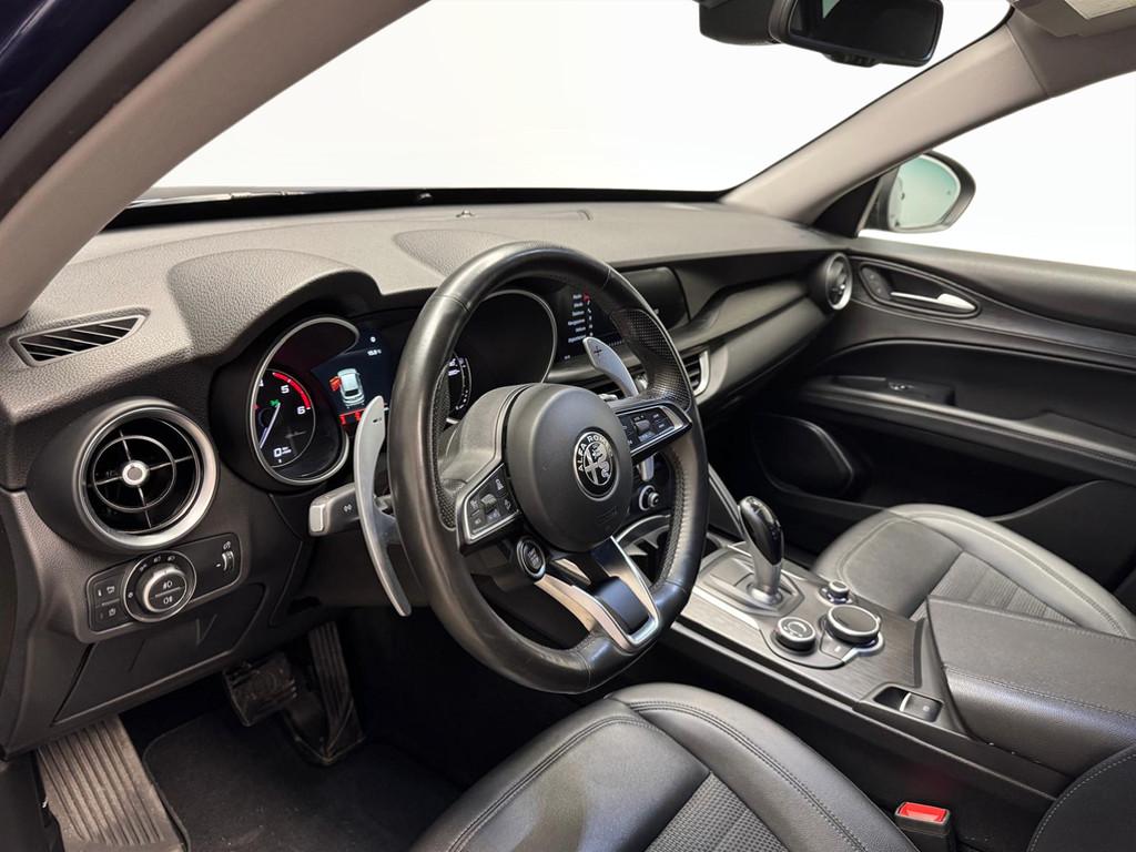 ALFA ROMEO Stelvio 2017 - Stelvio 2.2 t Executive Q4 210cv auto
