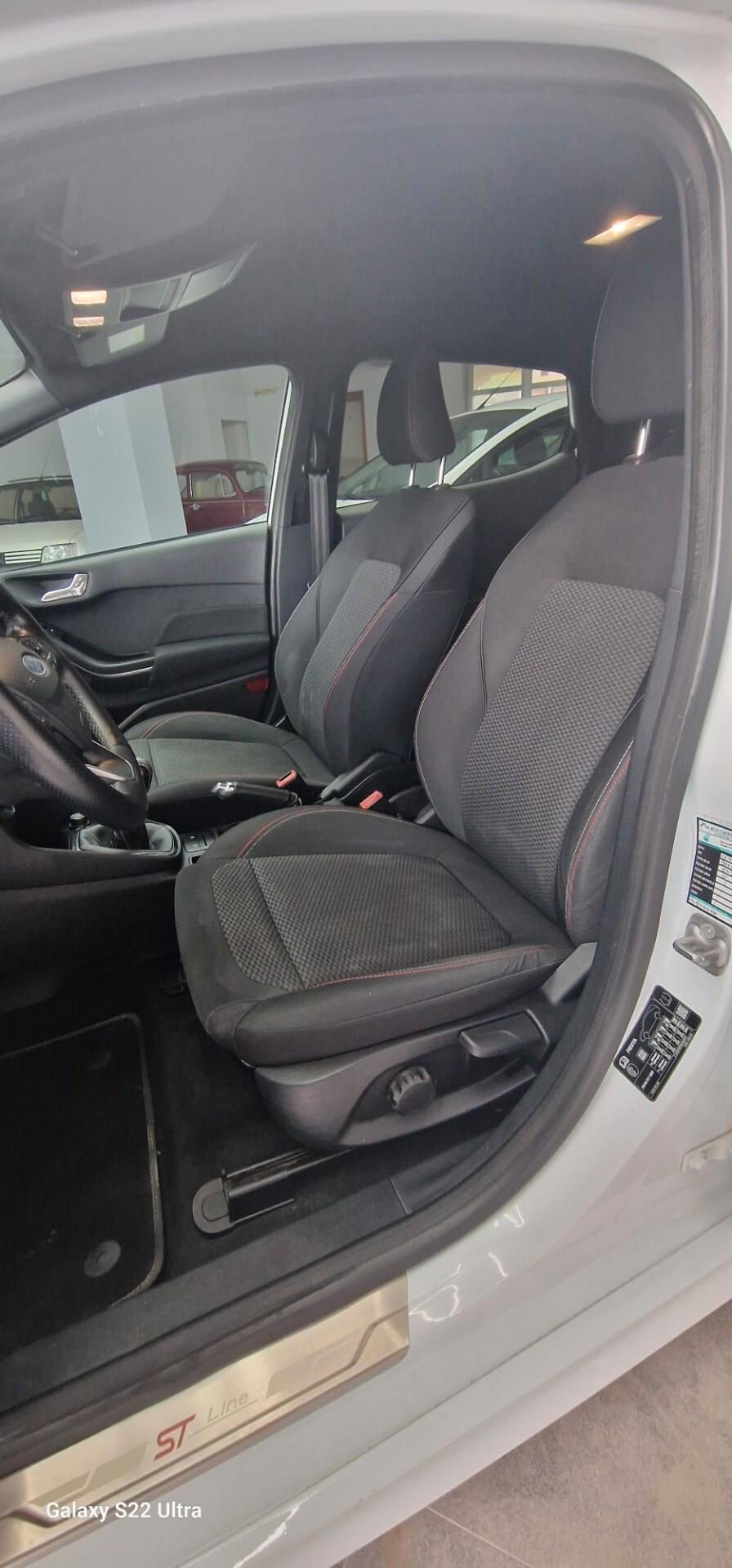 Ford Fiesta 1.5 TDCi 5 porte ST-Line