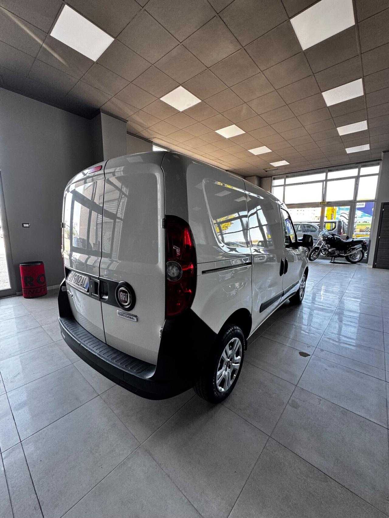 FIAT DOBLO’ 1.6 MJET 105CV CARGO BUSINESS
