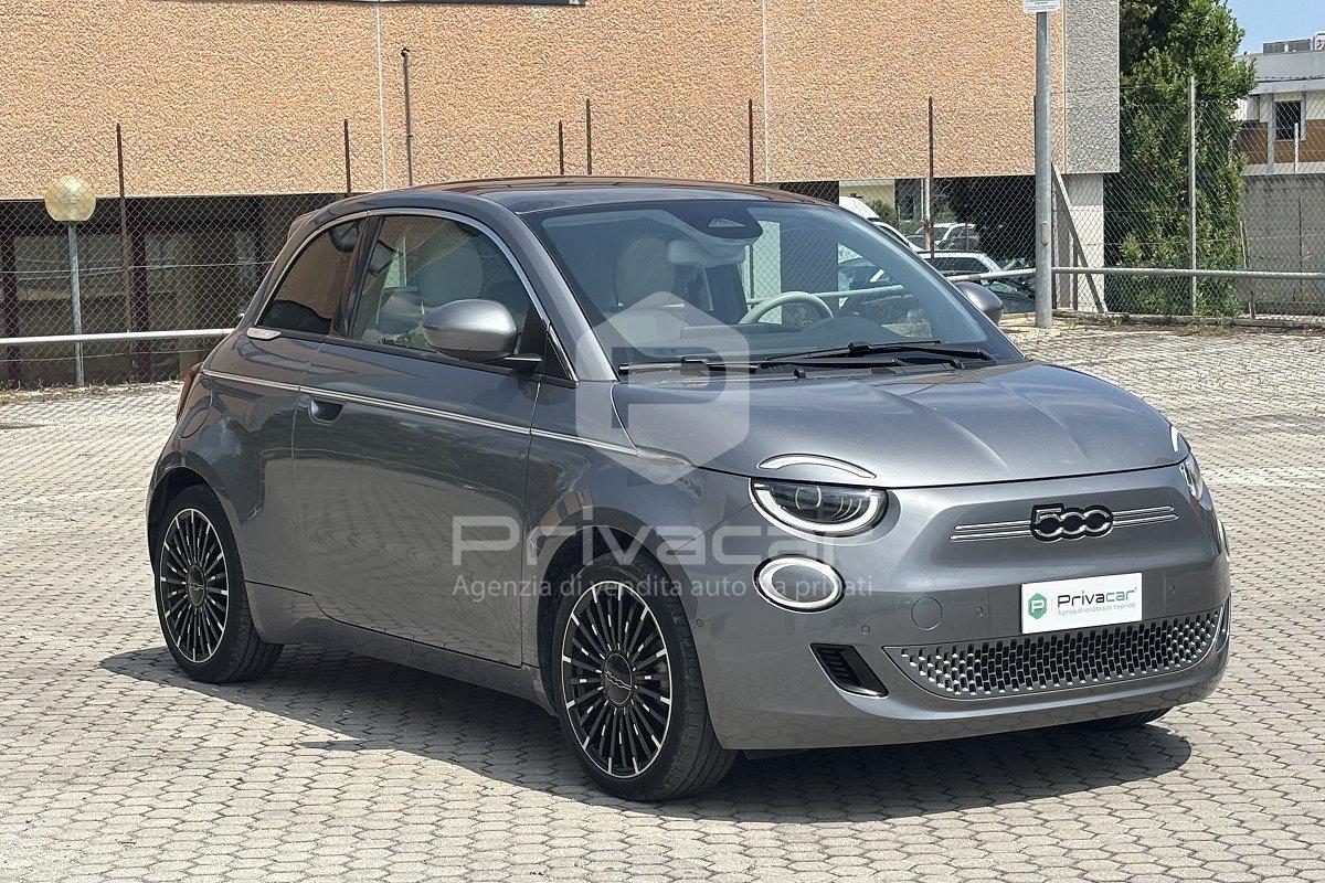 FIAT 500e Berlina 42 kWh La Prima