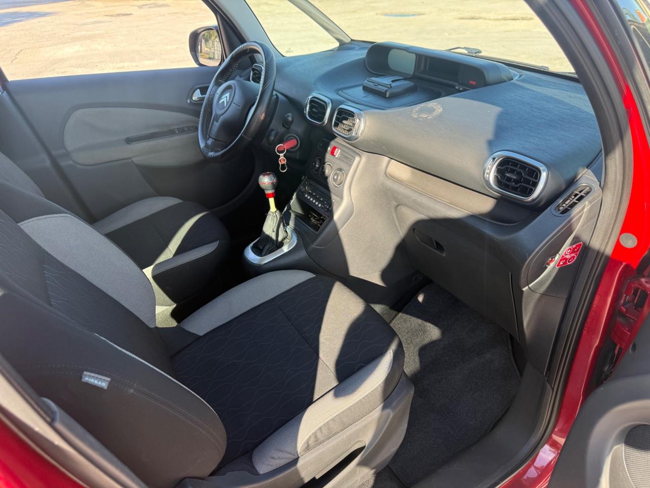 Citroen c3 Picasso 1.4 benzina Metano Neopatentati