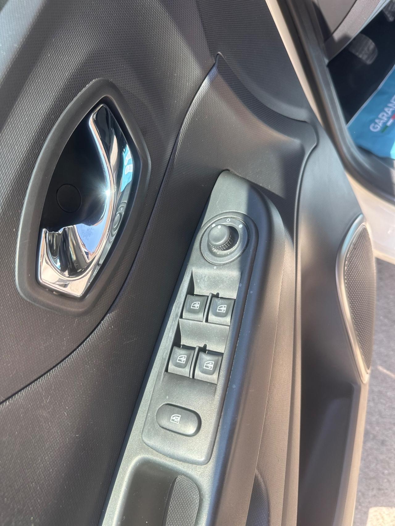Renault Captur 1.5 dCi 8V 90 CV 2013 KM 223458 CERT 1PROP