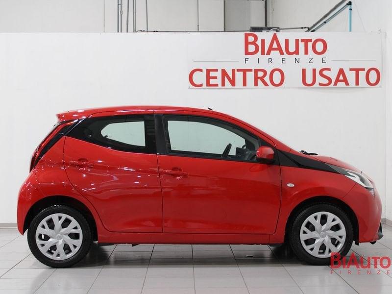 Toyota Aygo Aygo 5p 1.0 x-cool 72cv