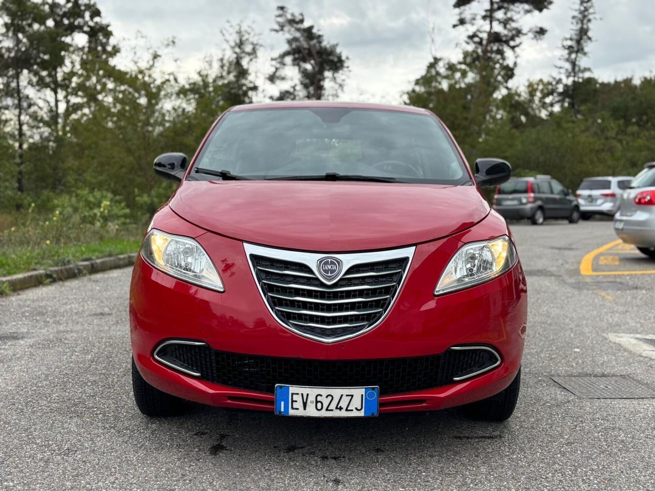 Lancia Ypsilon 0.9 TwinAir *NEOPATENTATI*METANO*