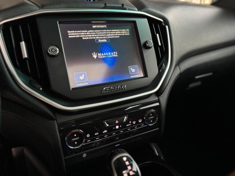 Maserati Ghibli 3.0 V6 ds 275cv auto