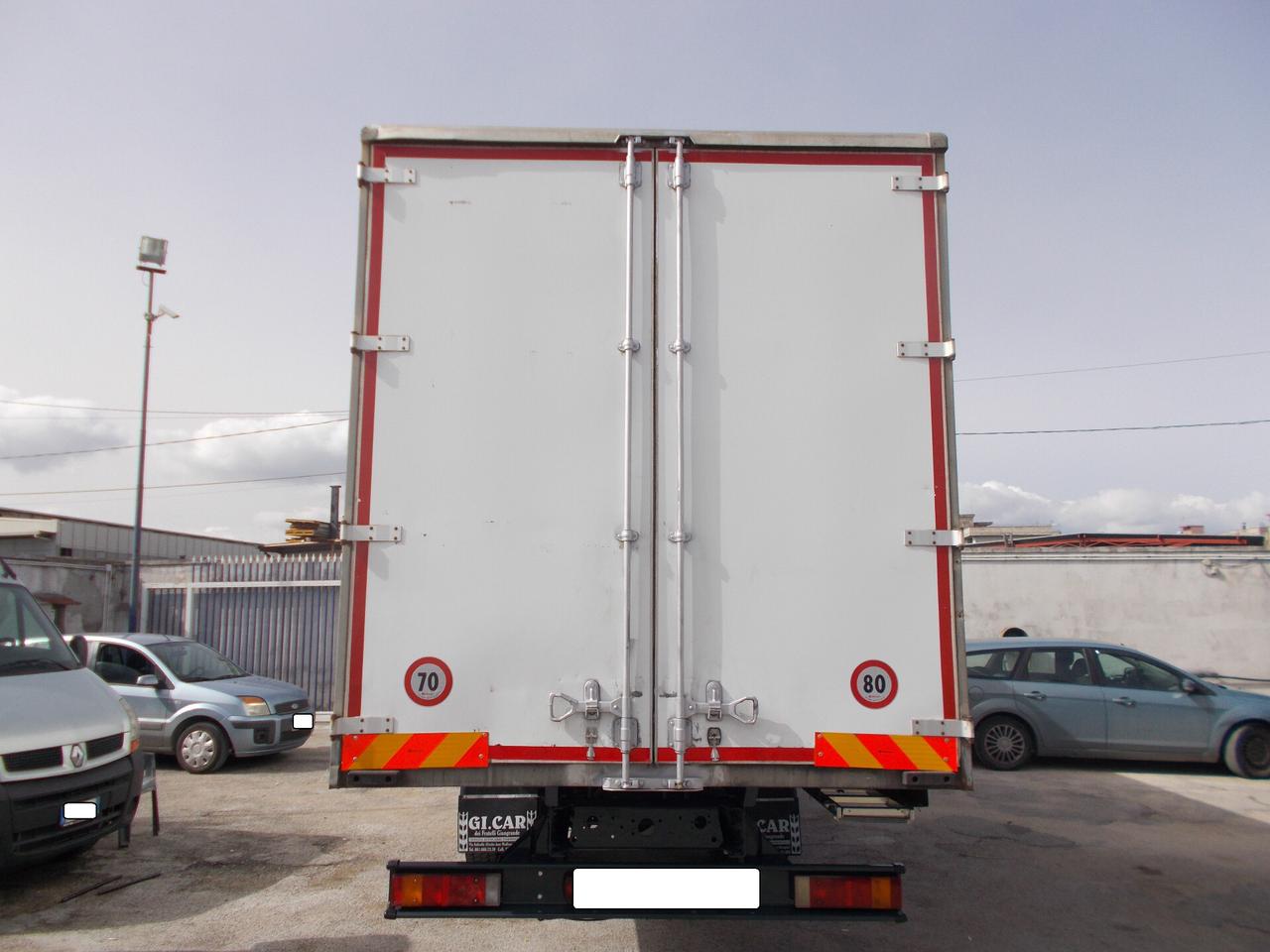 Iveco 120e25 2011 furgone mt.820 e.5