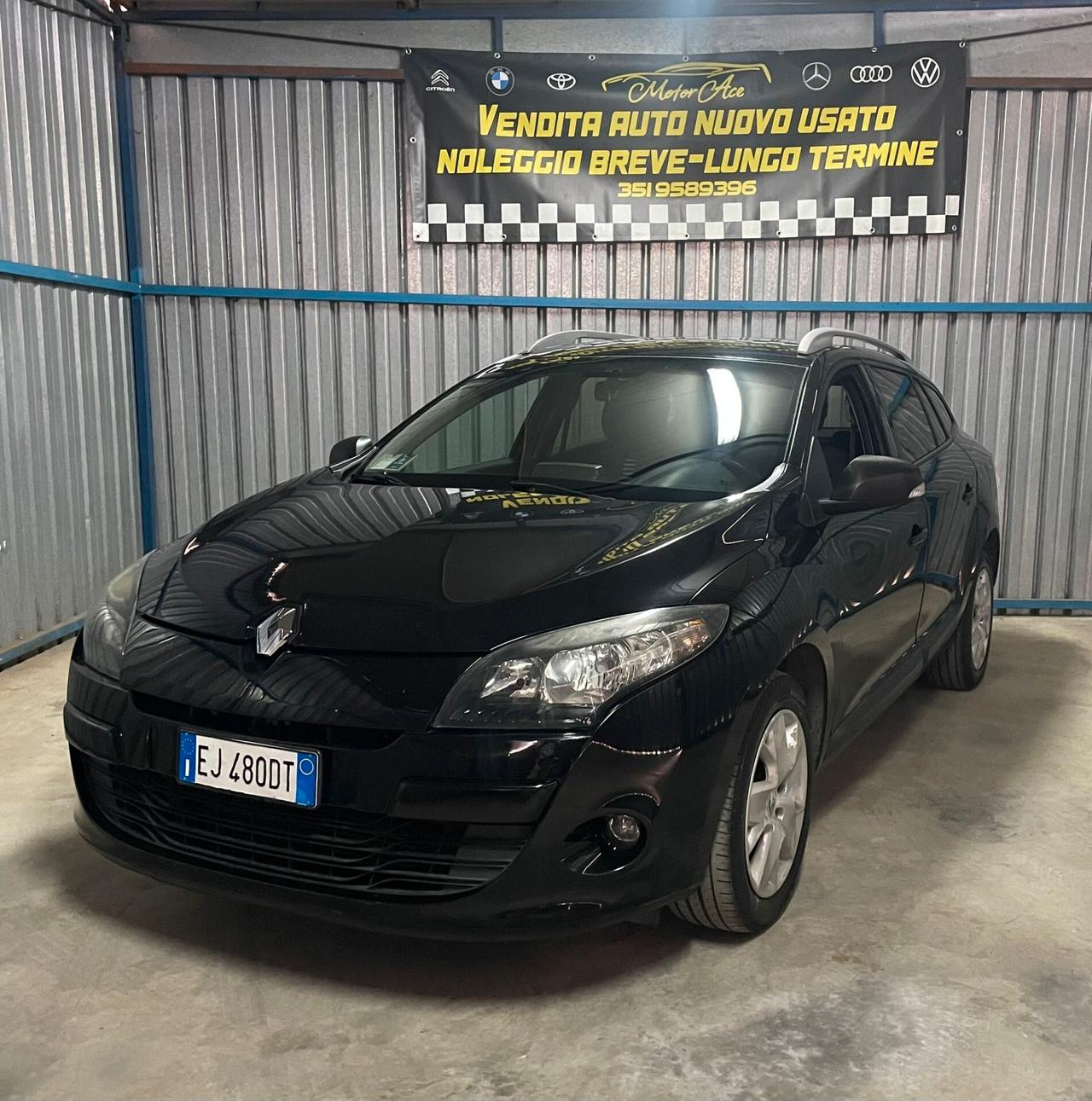 RENAULT MEGANE SPORTOUR GT LINE - NEOPATENTATI