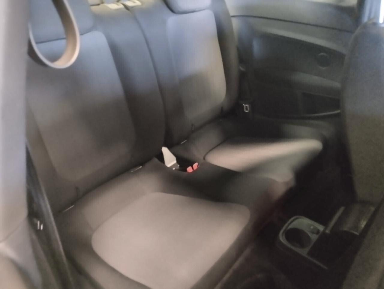 Volkswagen Maggiolino 1.2 TSI Design adatta a neopatentati