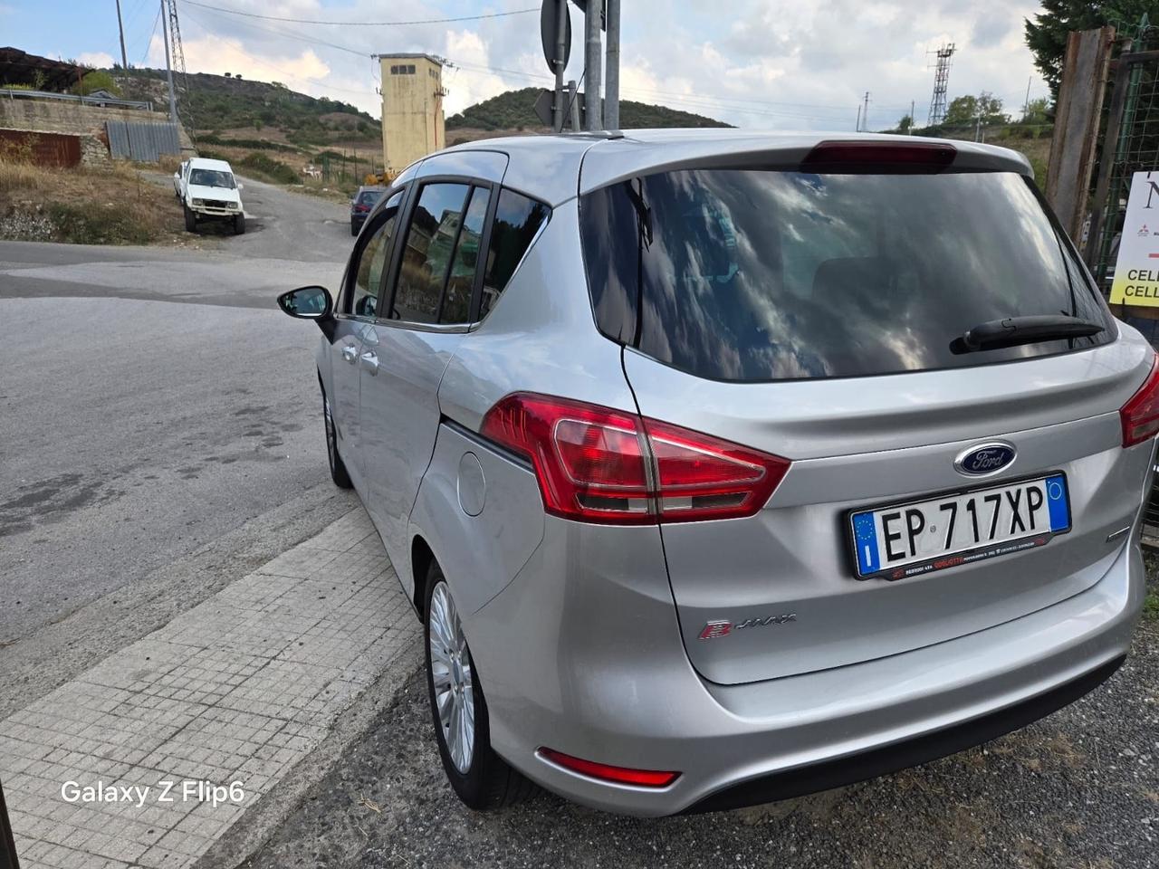 Ford B-Max 1.6 TDCi 95 CV Individual