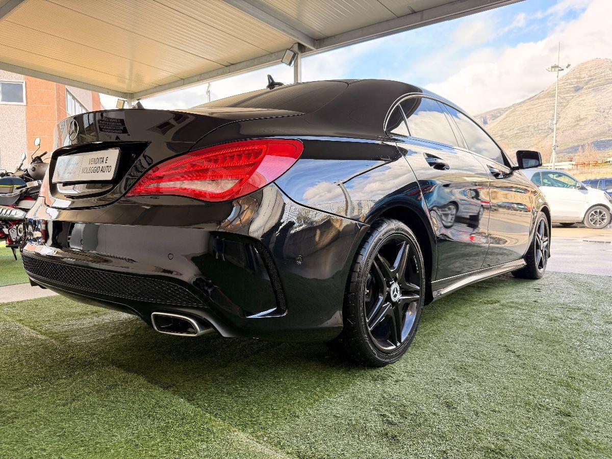 MERCEDES - Classe CLA 200 d Premium Dark Night auto