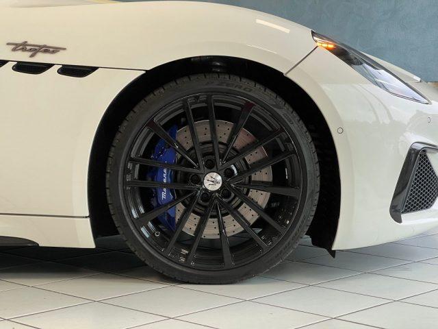 MASERATI GranTurismo V6 550 CV AWD Trofeo IVA ESP.