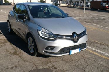 Renault Clio dCi 75 5 porte Moschino Life