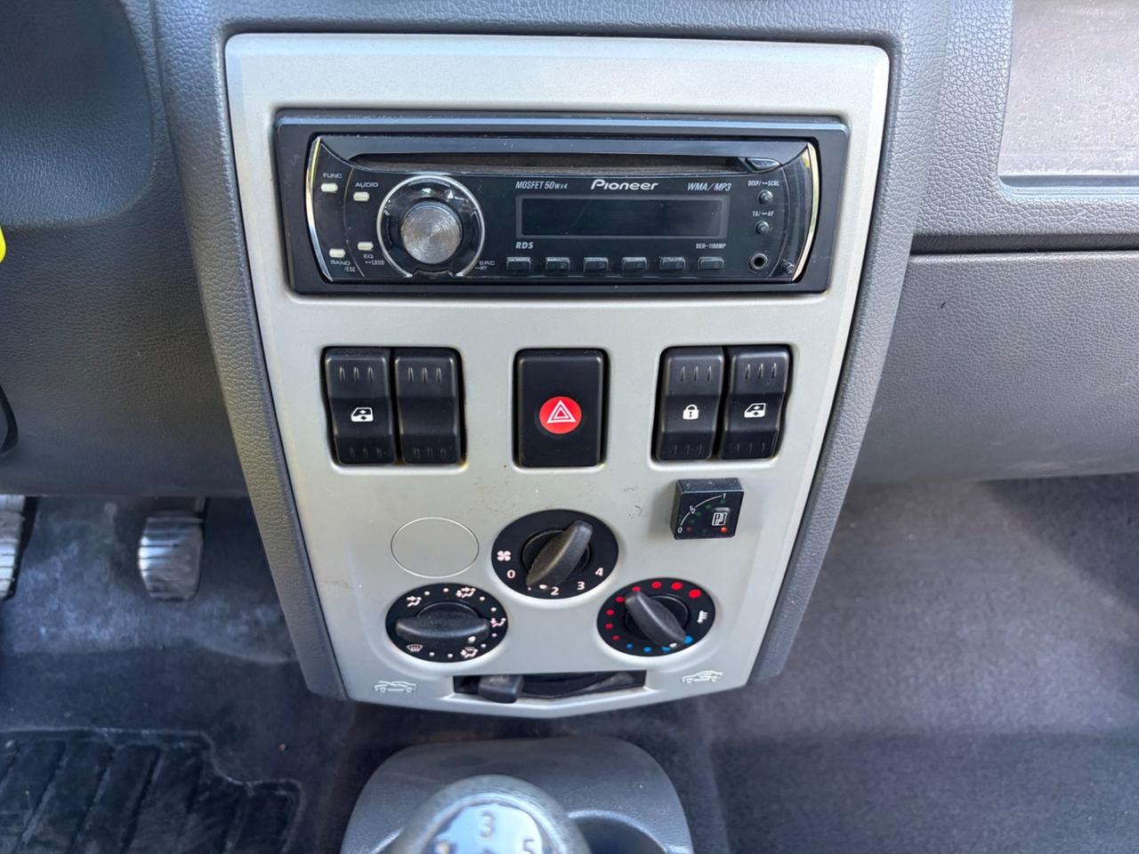 Dacia Logan 1.6 BENZINA/GPL Pik Up 2 POSTI