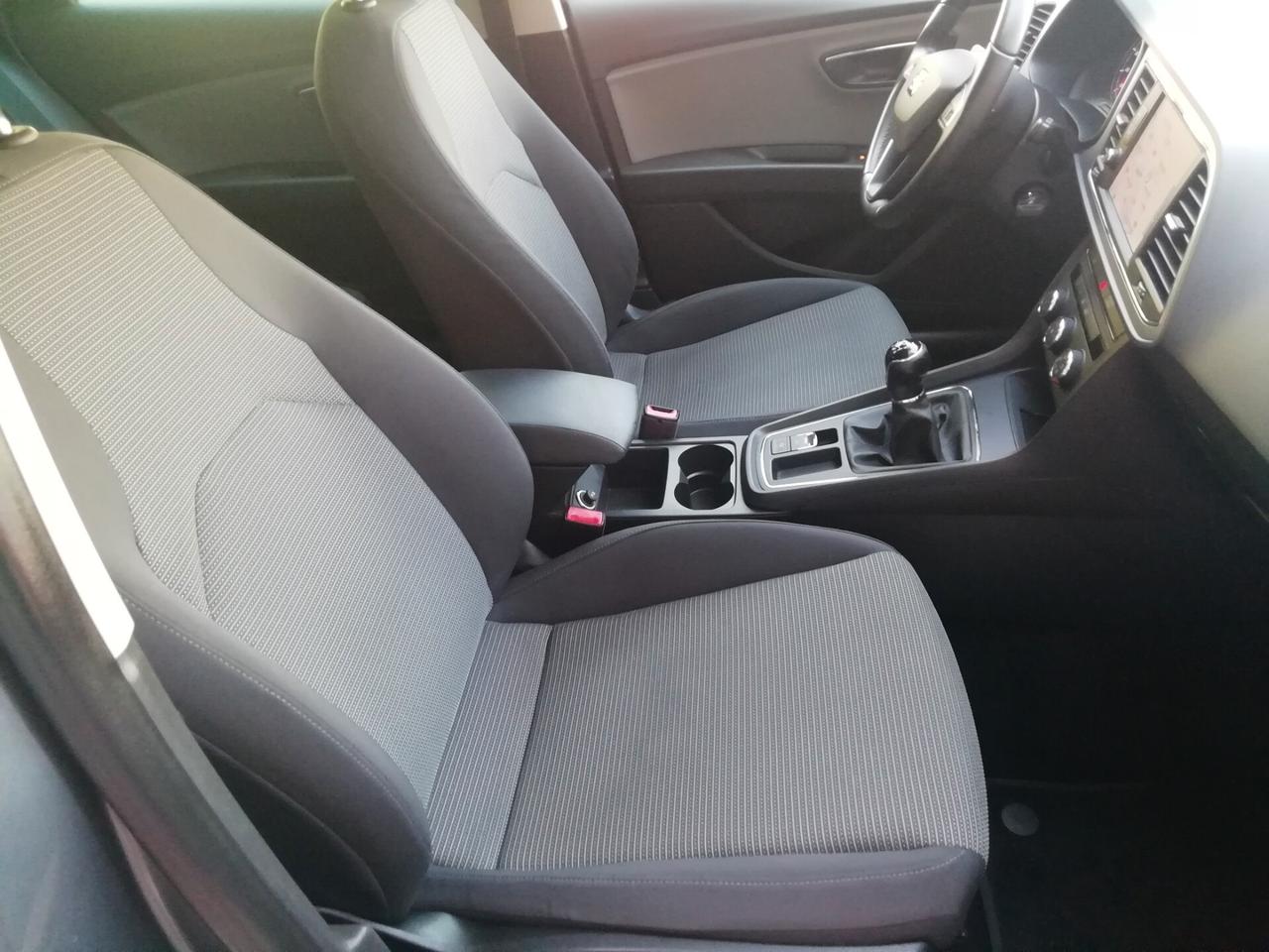 Seat Leon 1.4 TGI ST Business HIGH "UNICO PROPRIETARIO/FARI LED"