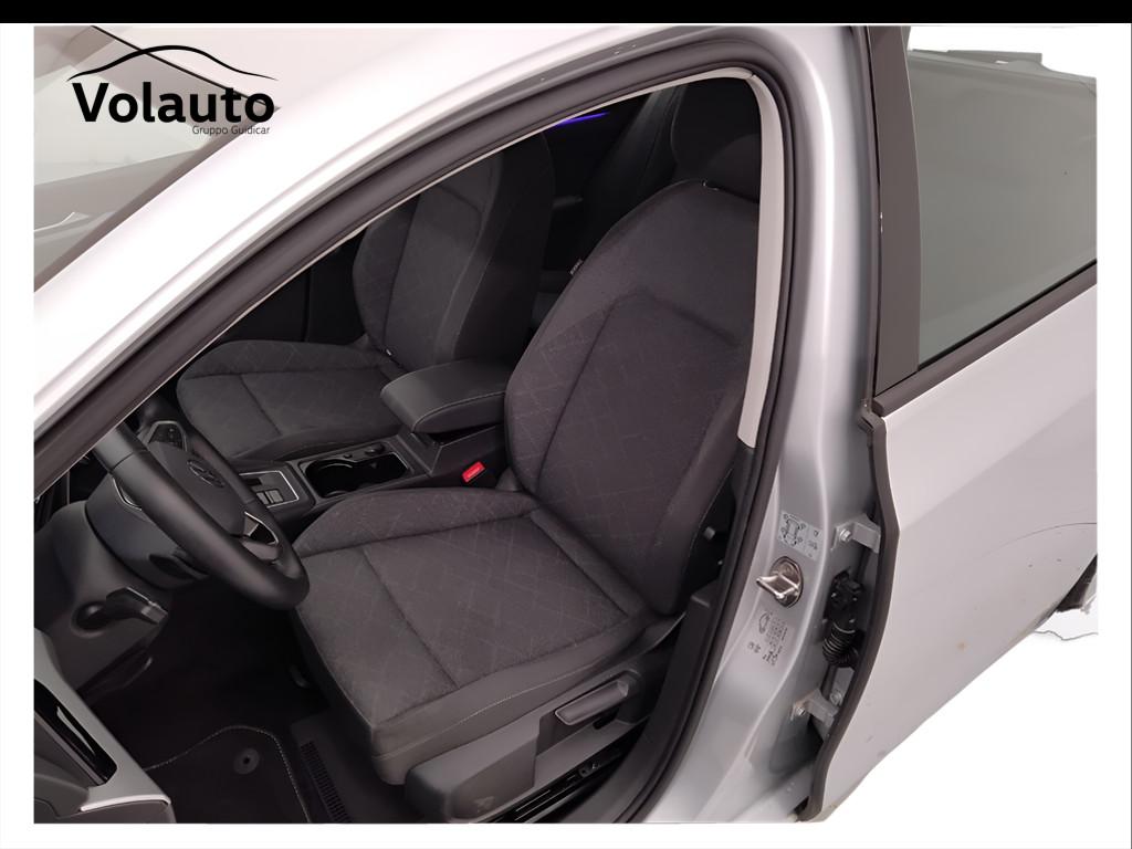 VOLKSWAGEN Golf VIII 2020 - Golf 1.0 etsi evo Life 110cv dsg