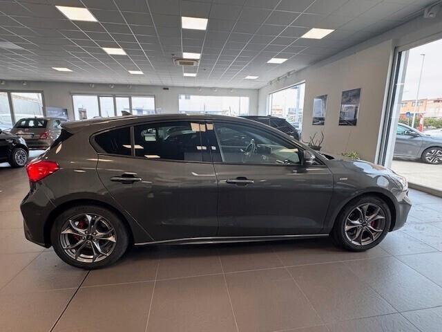 Ford Focus 1.0 EcoBoost Hybrid 125 CV ST-Line 2022