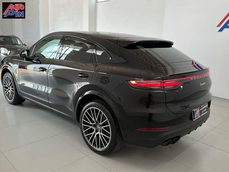 Porsche Cayenne 3.0 V6 E-HYBRID Coupè