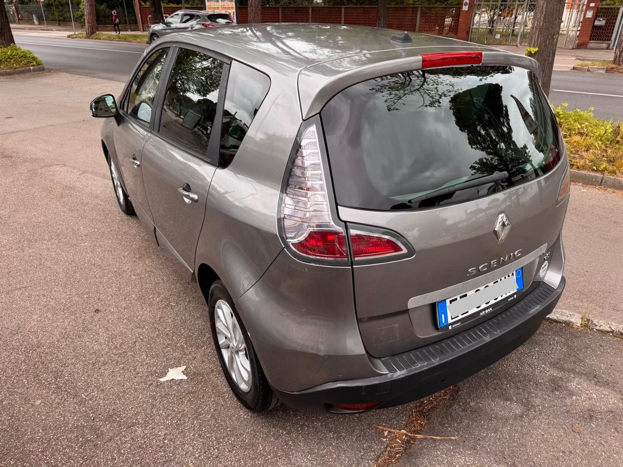 Renault Scenic XMod 1.5 dCi 110CV S&S garanzia 12 mesi
