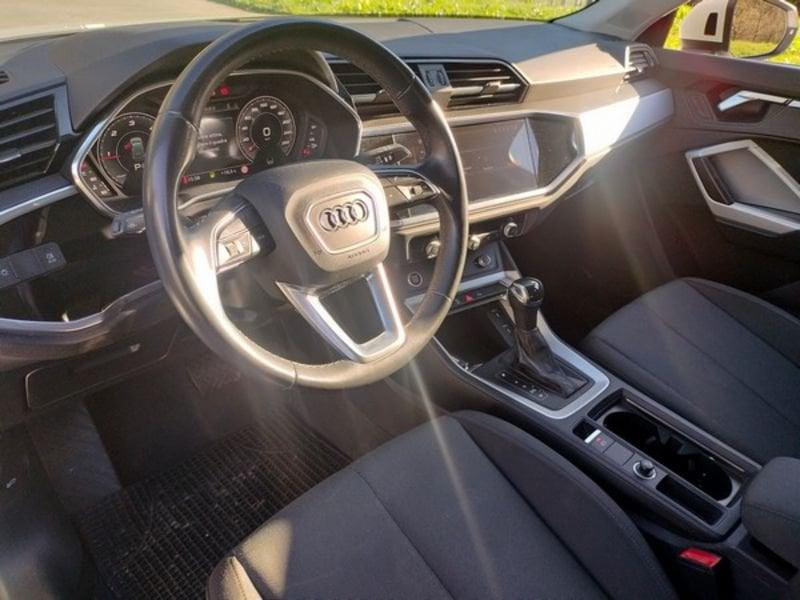 Audi Q3 35 TDI quattro S tronic Business