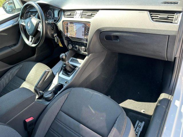 SKODA Octavia 1.4 TSI Wagon Executive G-Tec