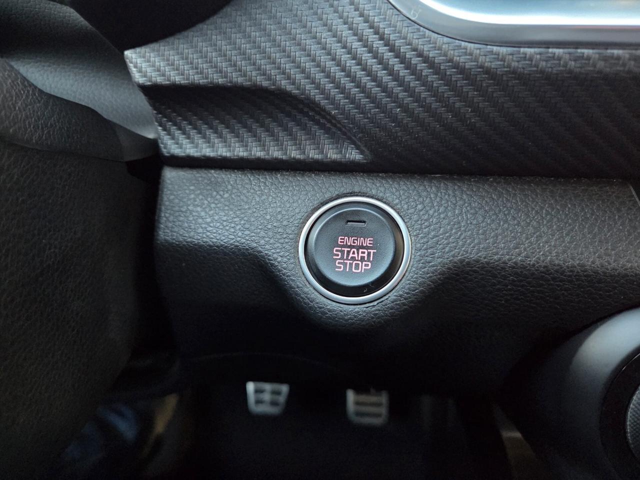 Kia Stonic 1.0 T-GDi 100 CV MHEV iMT GT Line