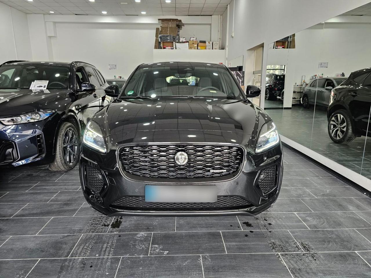 Jaguar E-Pace R-Dynamic SE Navi Camera Tetto C.20" RDynamic