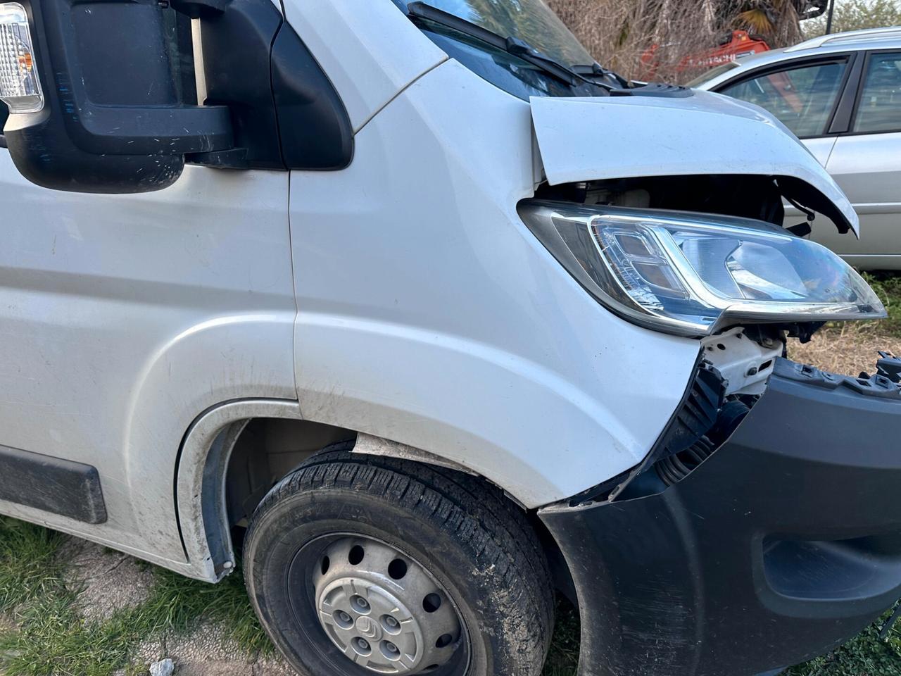 CITROEN JUMPER DOPPIA CABINA 7 POSTI 35 BLUEHDI 140 PLM-DC CASSONATO INCIDENTATO 2023