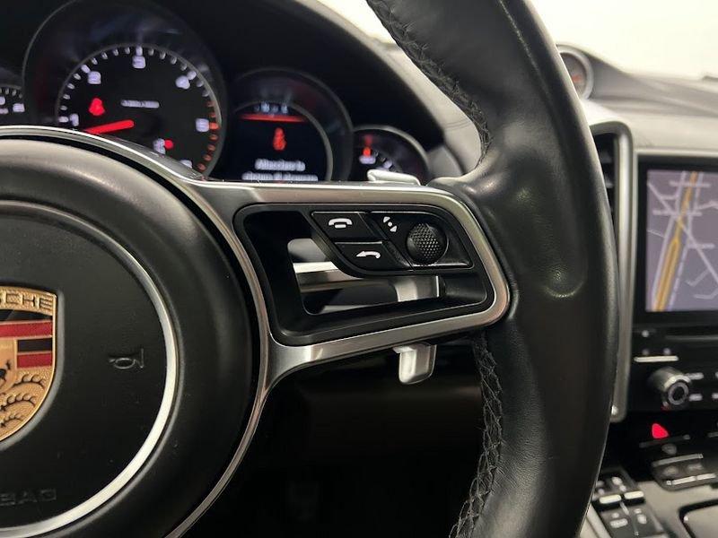 Porsche Cayenne Diesel Platinum Edition 262 CV