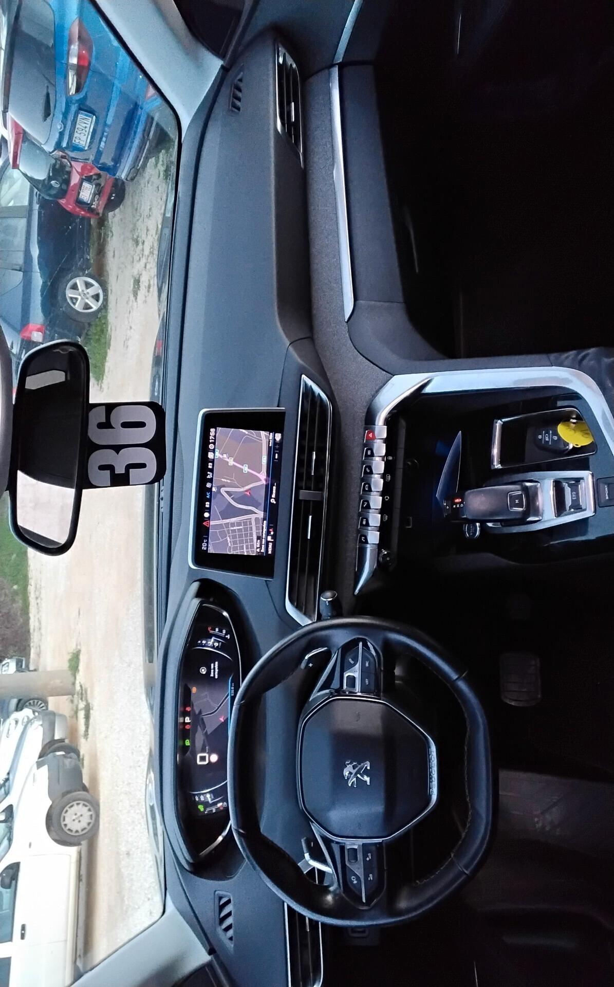 Peugeot 3008 BlueHDi 120 S&S EAT6 Active