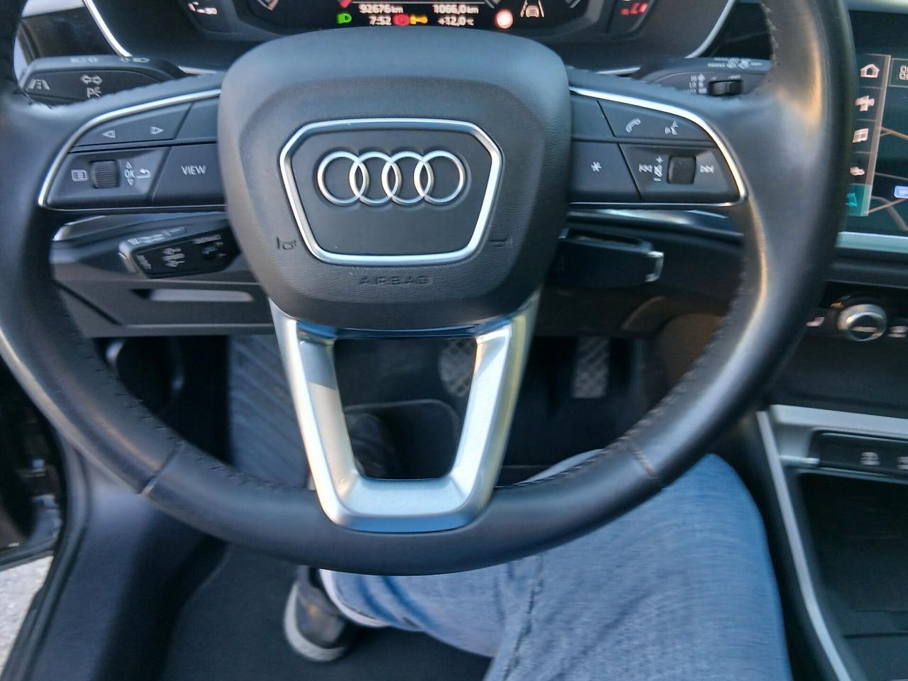 Audi Q3 35 TDI S tronic Business Advanced