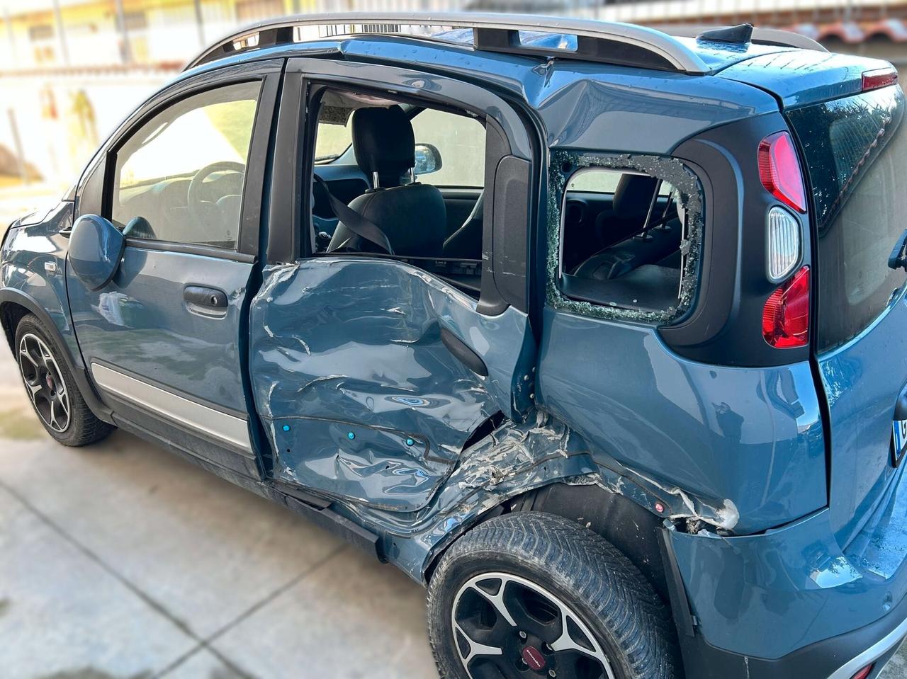 Fiat Panda Cross 1.2 B/GPL - 2022 Incidentata